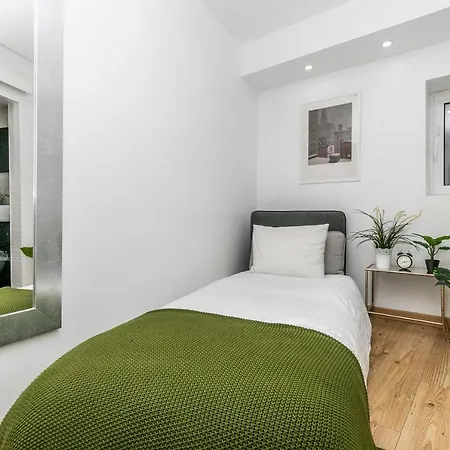 Town Center Apartment Lisbon